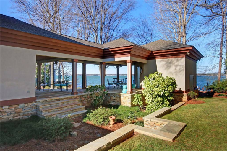 Explore the North Carolina Gated Communities David Dunn Realty